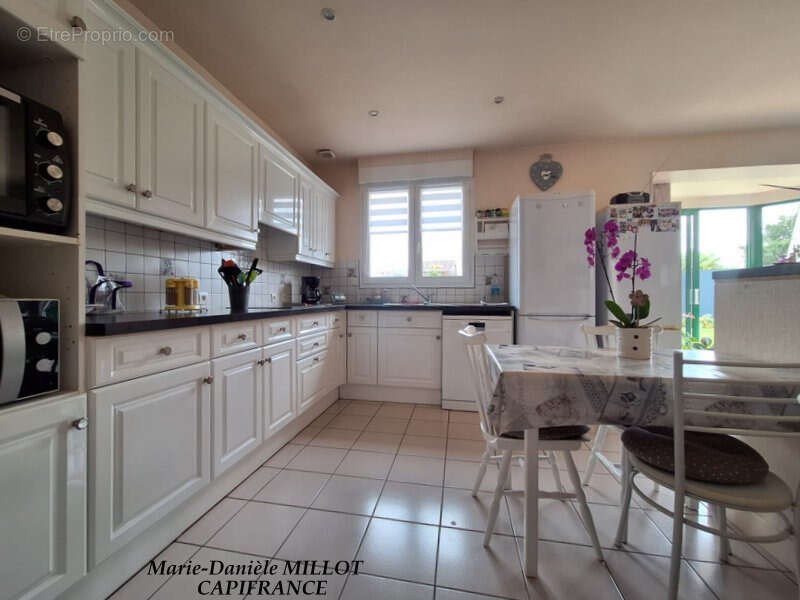 Maison à BONCHAMP-LES-LAVAL