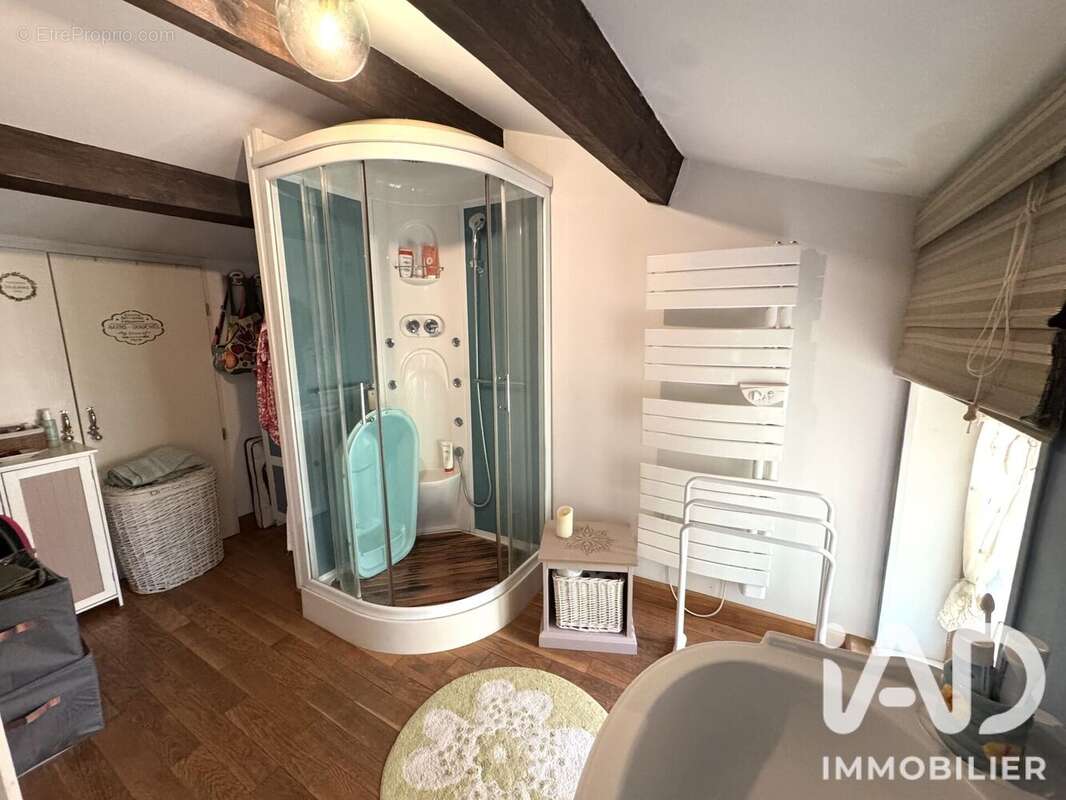 Maison 191 m² à Verrue  - photo 5