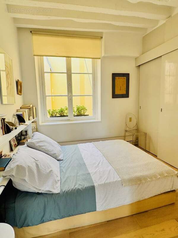 Appartement à PARIS-6E