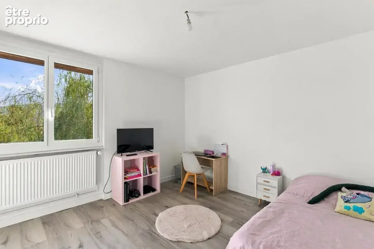Maison de 8 pièces de 200 m² à Challonges - photo 7