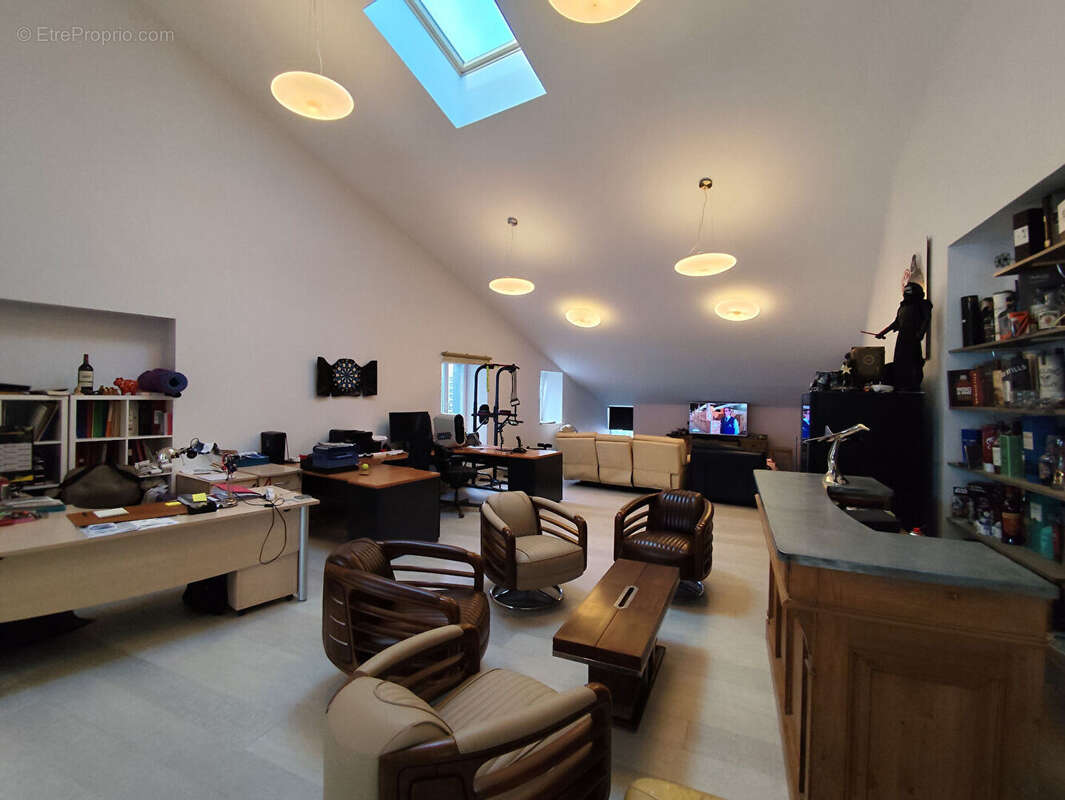 Maison à AVAILLES-LIMOUZINE
