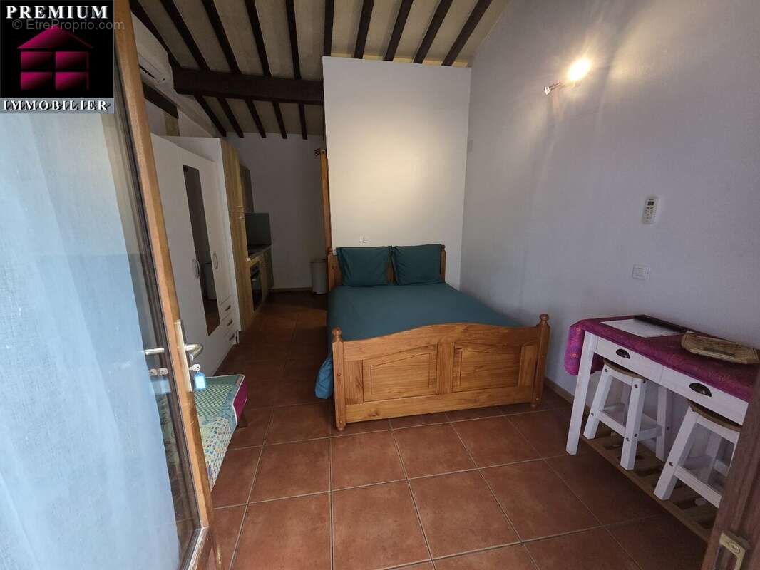 Maison à SAINT-ESTEVE