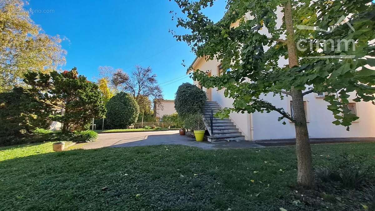 Maison à BOURGOIN-JALLIEU