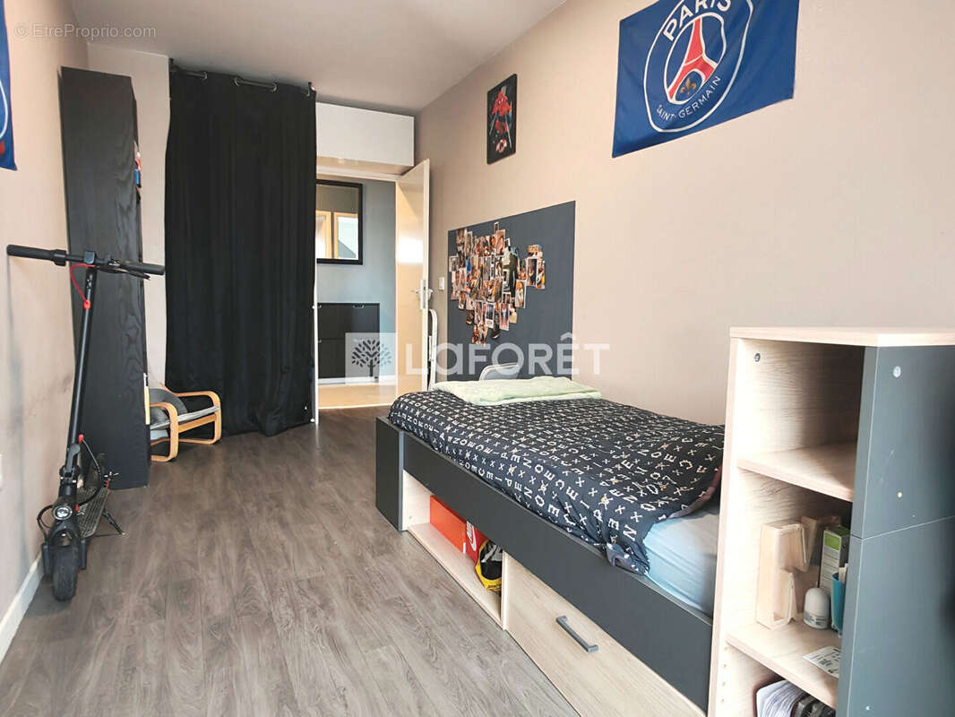 Appartement à CORBEIL-ESSONNES