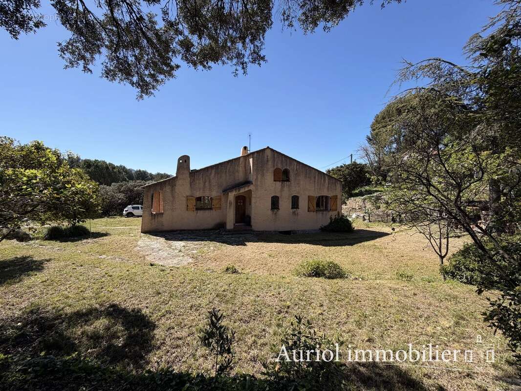 Maison à MARSEILLE-11E