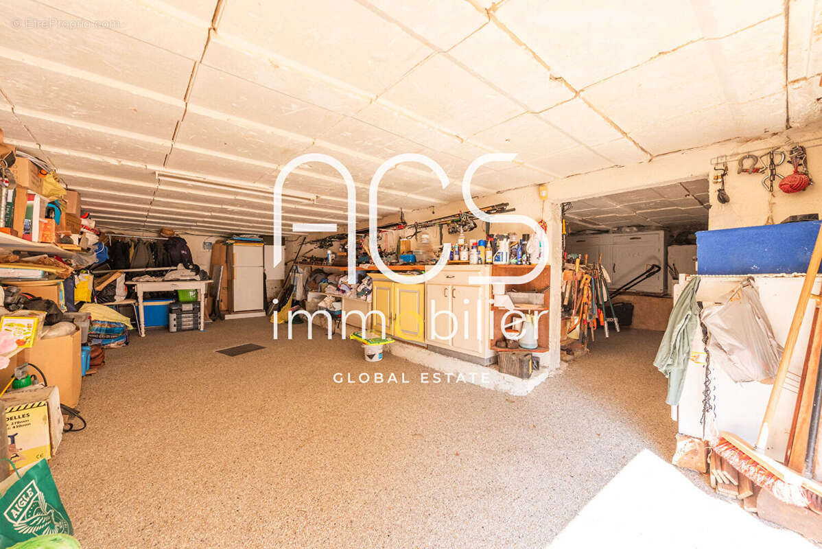 Maison à ENSUES-LA-REDONNE