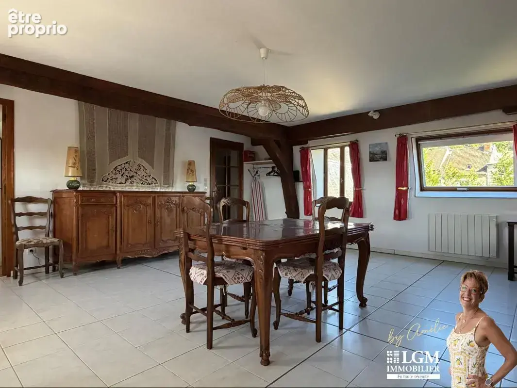 Appartement t4 de 103 m² - château-thierry — plein centre-ville - vue dégagée - photo 2