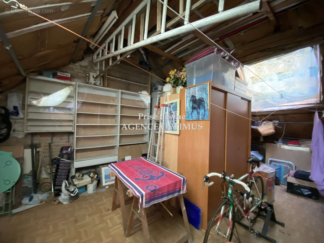 Maison à VILLENEUVE-LA-GUYARD