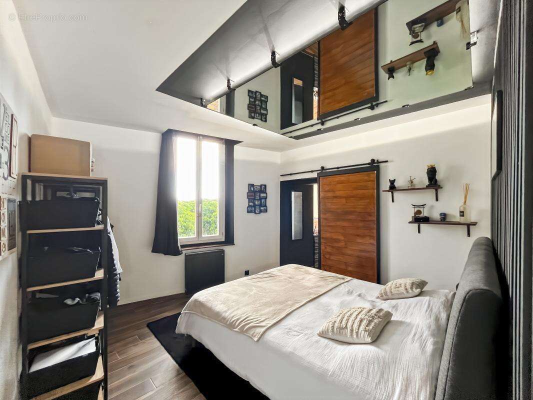 Appartement à CUERS