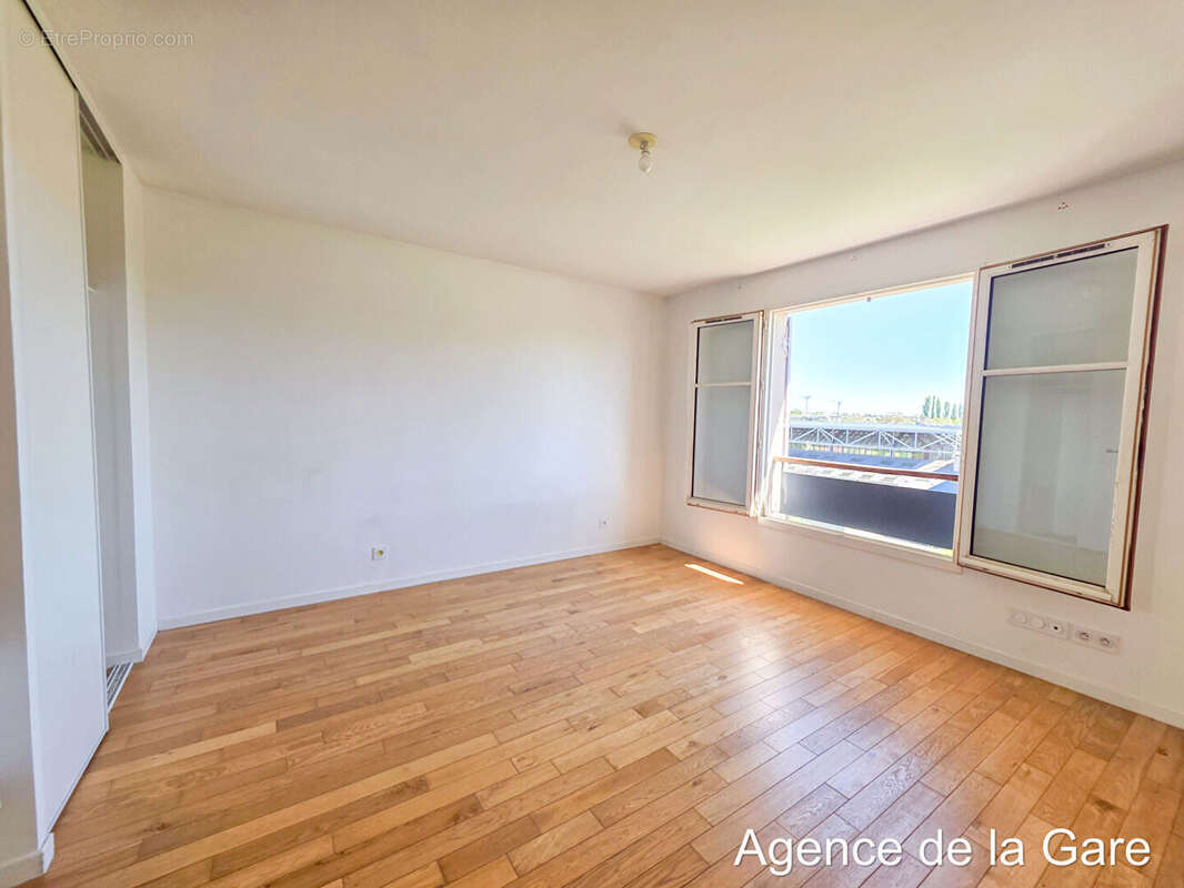 Appartement à MAISONS-LAFFITTE
