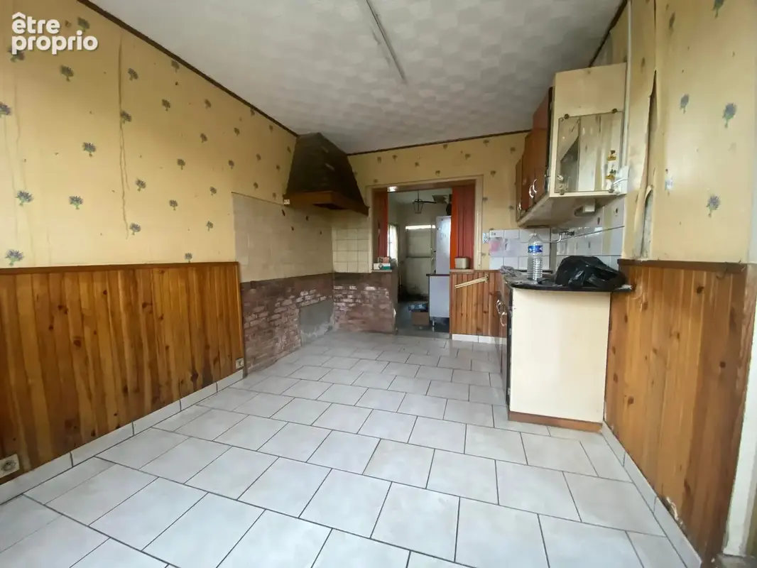 Maison a renover avec garage - photo 3