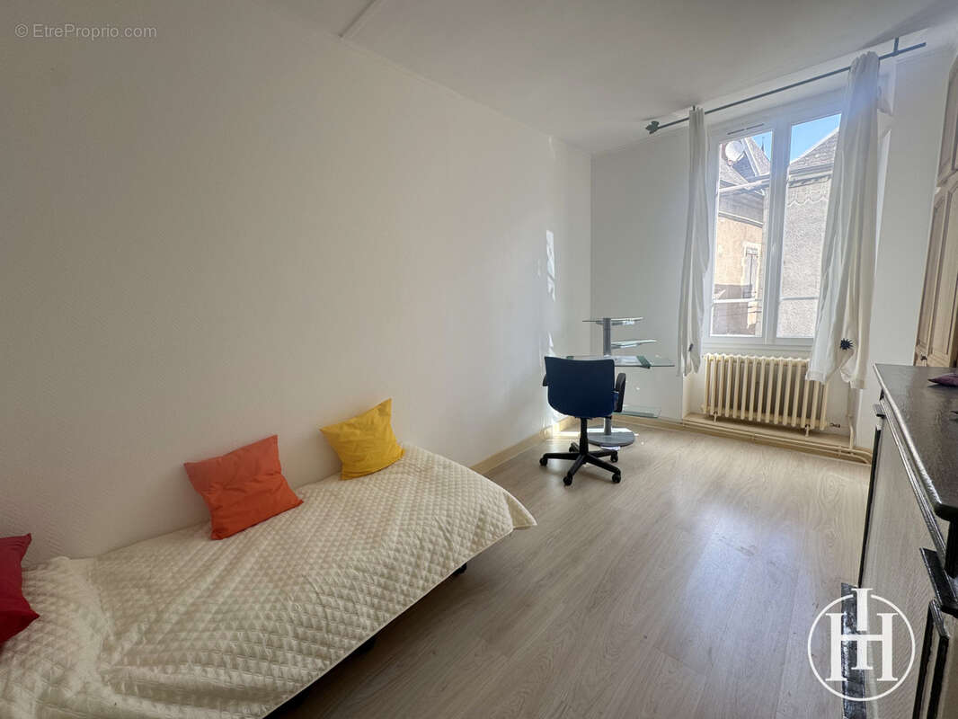 Maison à CHATEAUNEUF-SUR-CHER