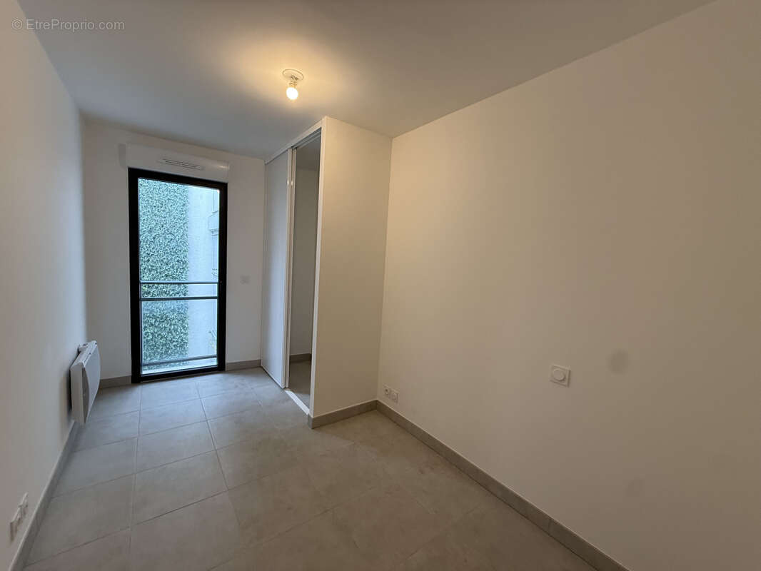 Appartement à LA LONDE-LES-MAURES