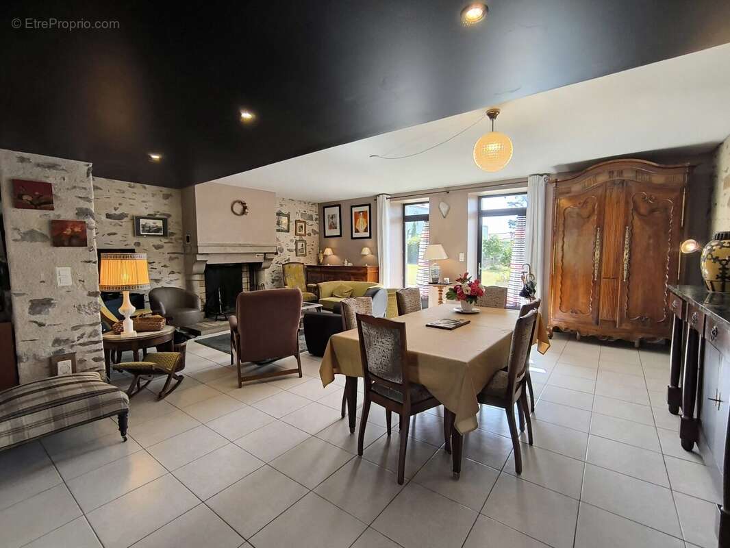 Maison à CORCOUE-SUR-LOGNE