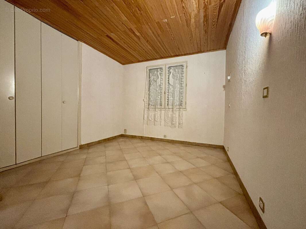 Maison à OUPIA