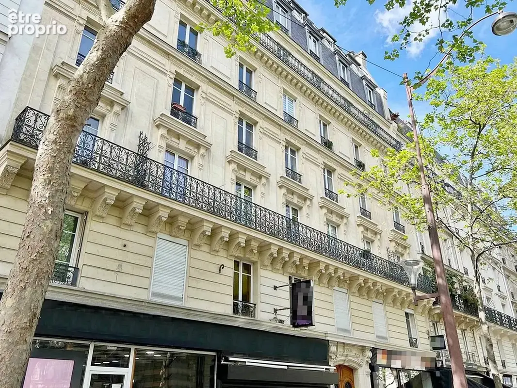 Appartement à PARIS-11E
