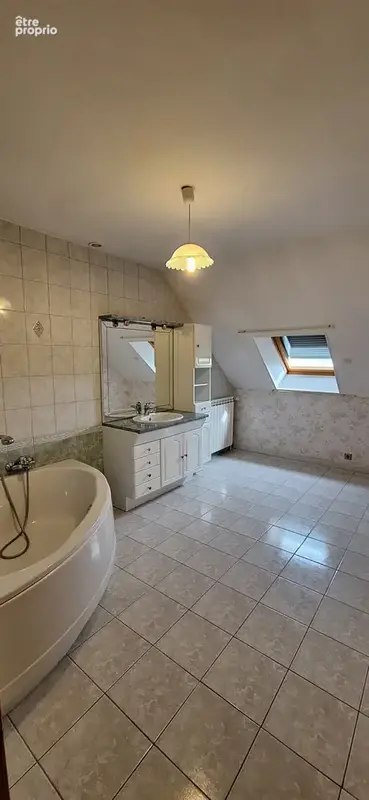 Maison 160m2, 3 chambres, 4/5 chambres possible, veranda,garage sur terrain arbore 755m2 - photo 17