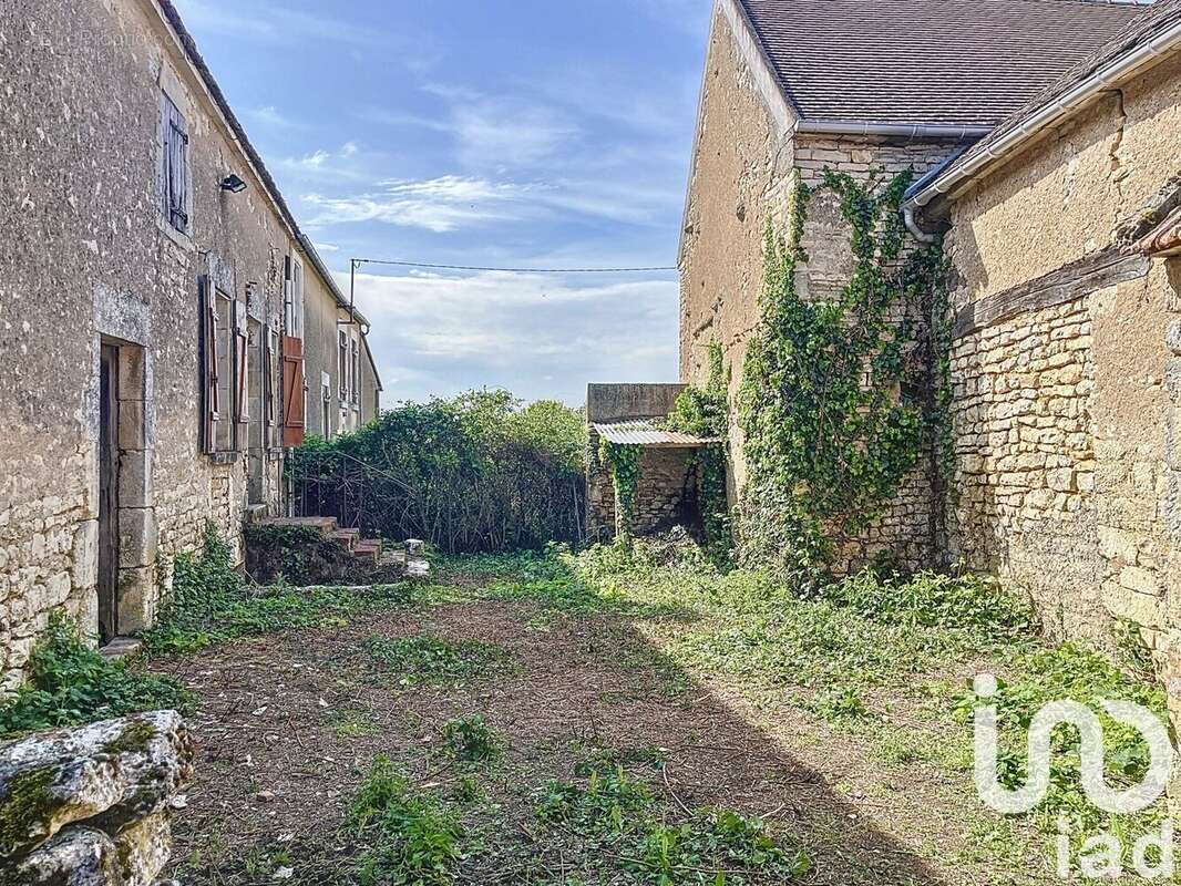 Photo 2 - Maison à MAILLY-LA-VILLE