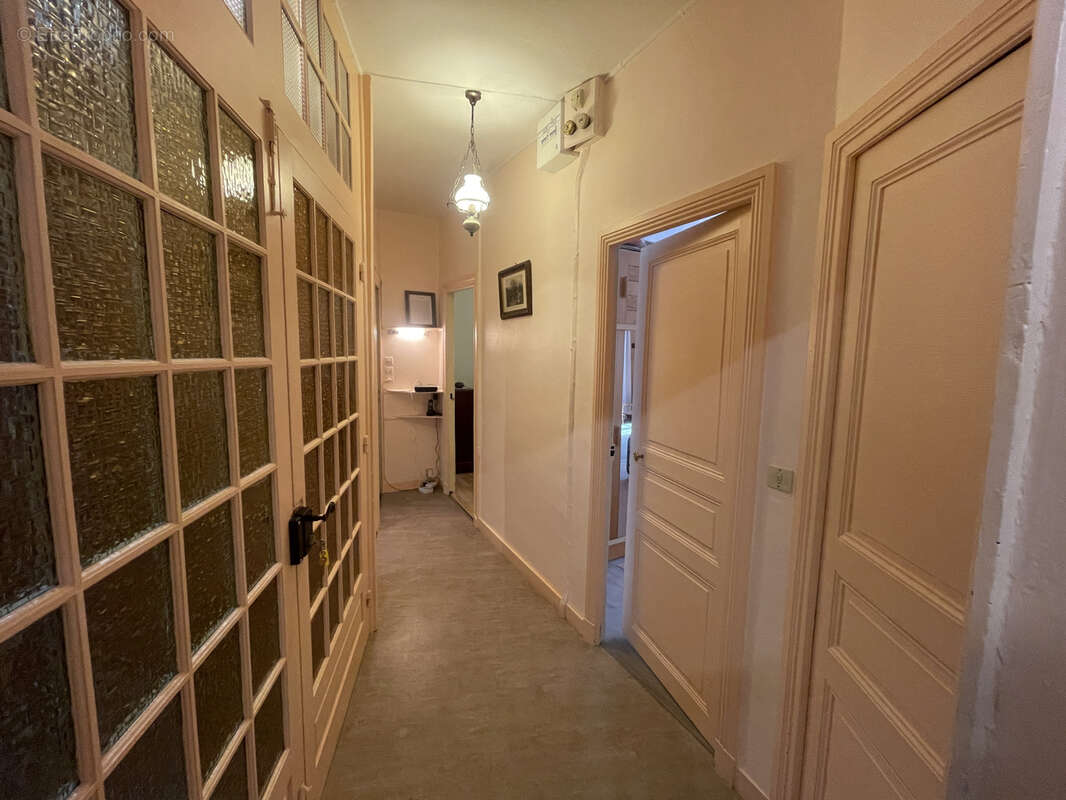 Appartement à ROCHEFORT-MONTAGNE