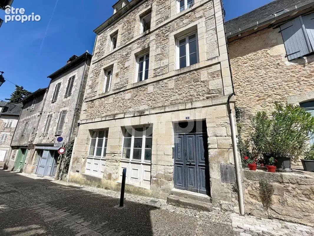 Appartement à TERRASSON-LAVILLEDIEU