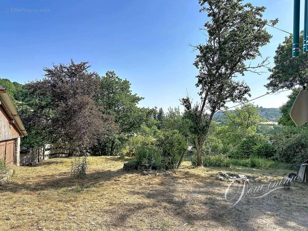 Exclusivité - Bourgogne – Parc du Morvan – Secteur Alligny-en-Morvan-maison de campagne d'environ 132 m², implantée sur plus de  - photo 3