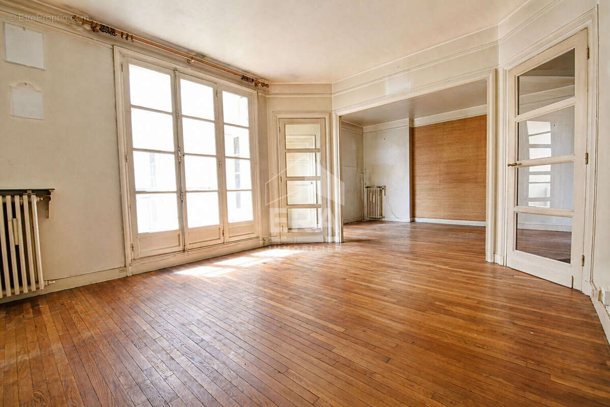 Appartement à ISSY-LES-MOULINEAUX
