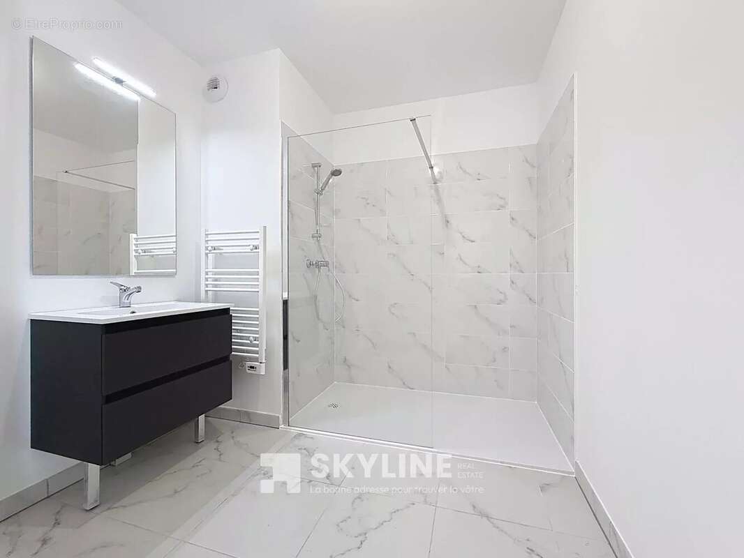 Appartement à MARSEILLE-13E