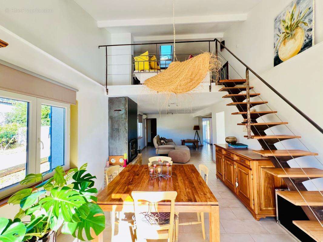 Maison à LA CADIERE-D&#039;AZUR