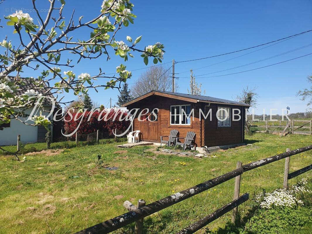 Maison à SAVIGNAC-LEDRIER