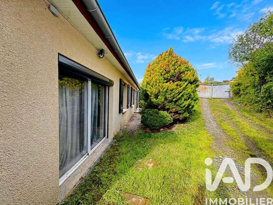 Maison 120 m² à Luriecq  - photo 9