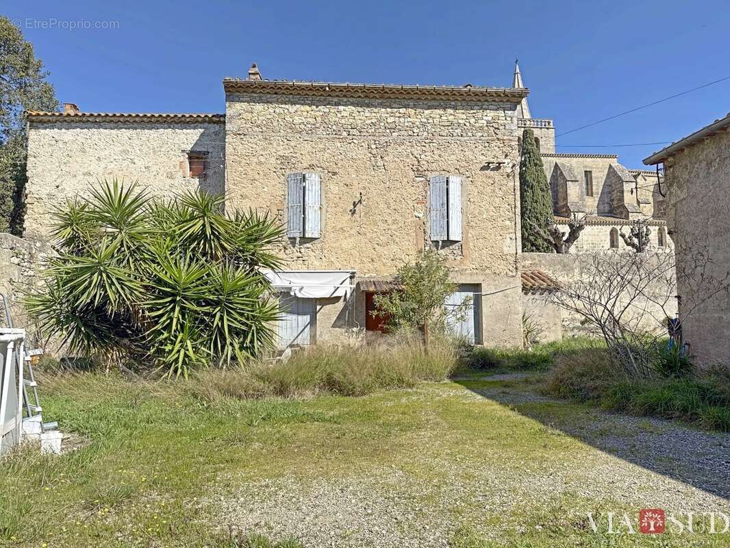 Maison à NISSAN-LEZ-ENSERUNE