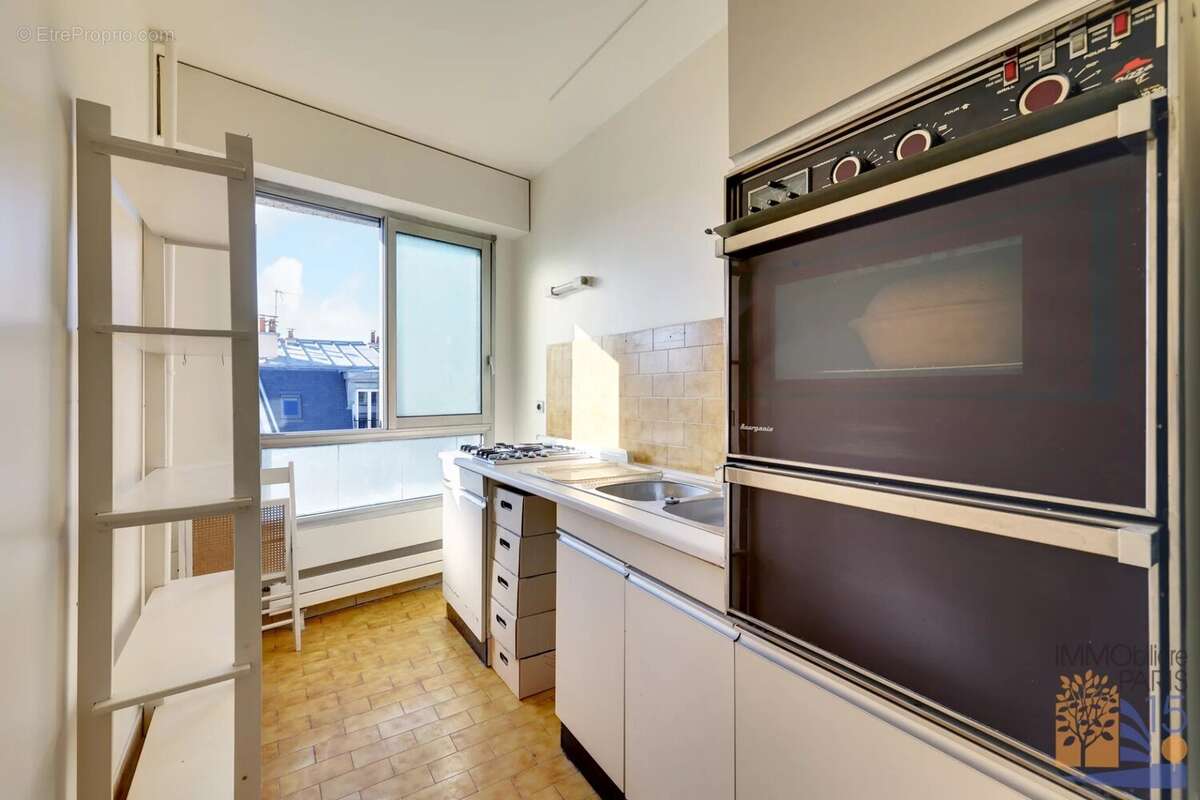 Appartement à PARIS-15E
