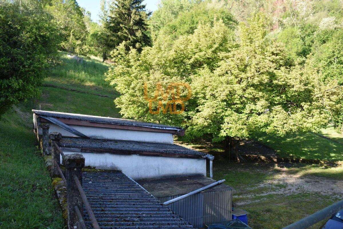 Maison à DECAZEVILLE