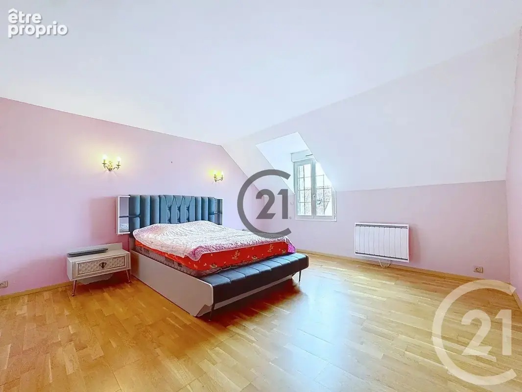 Maison 4 pièces 128 m² à vendre à Sourdun (77171) - photo 4