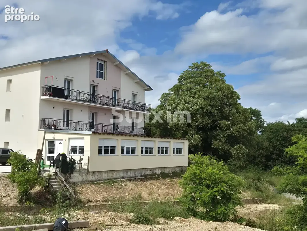 Local commercial - photo 1
