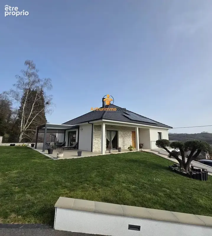 Appartement à POUEYFERRE