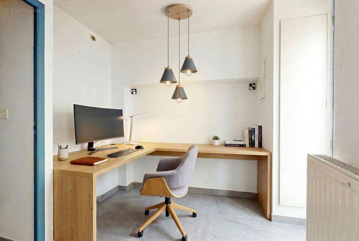 Appartement à SAINT-JEAN-DE-VEDAS