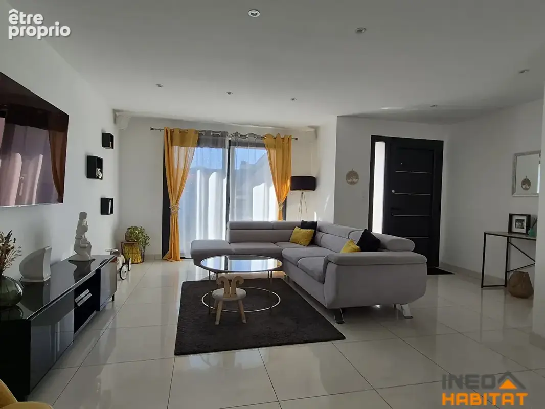 Maison Laille 7 pièce(s) 145 m2 - photo 6