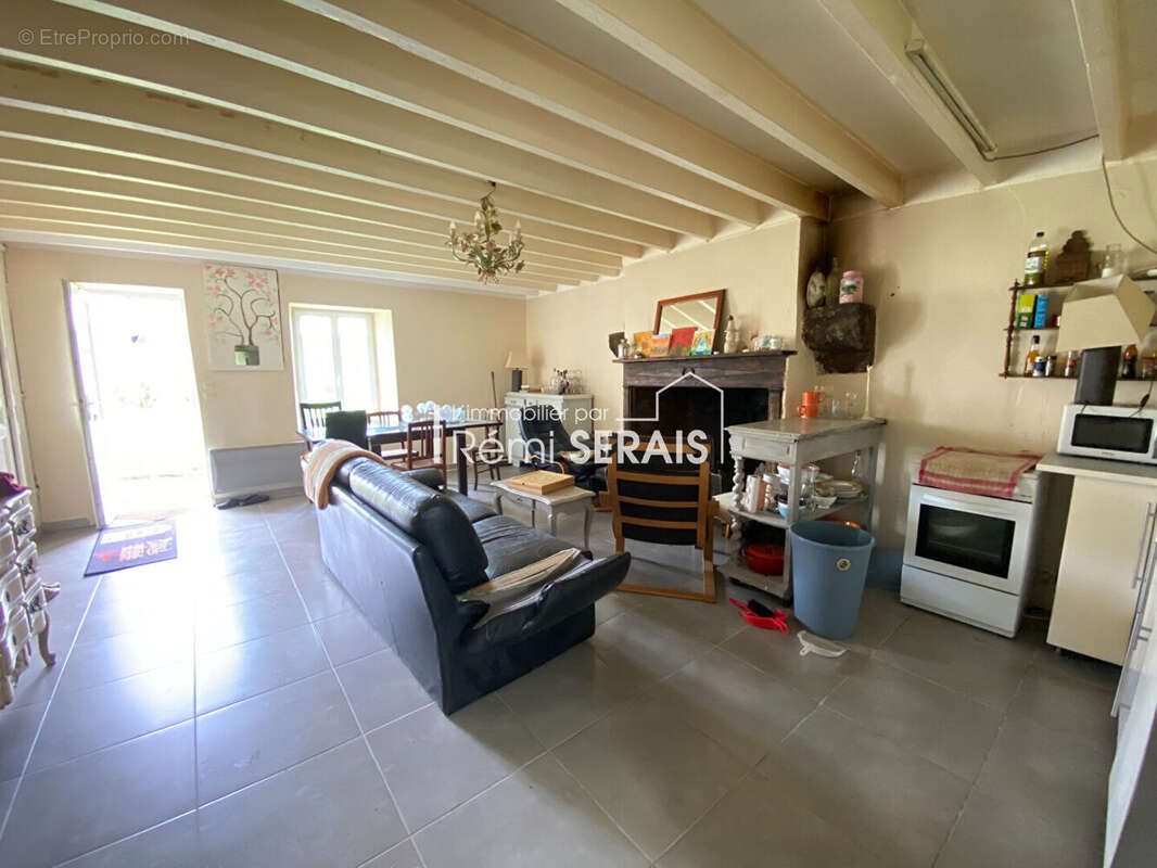 Maison à LA SELLE-LA-FORGE