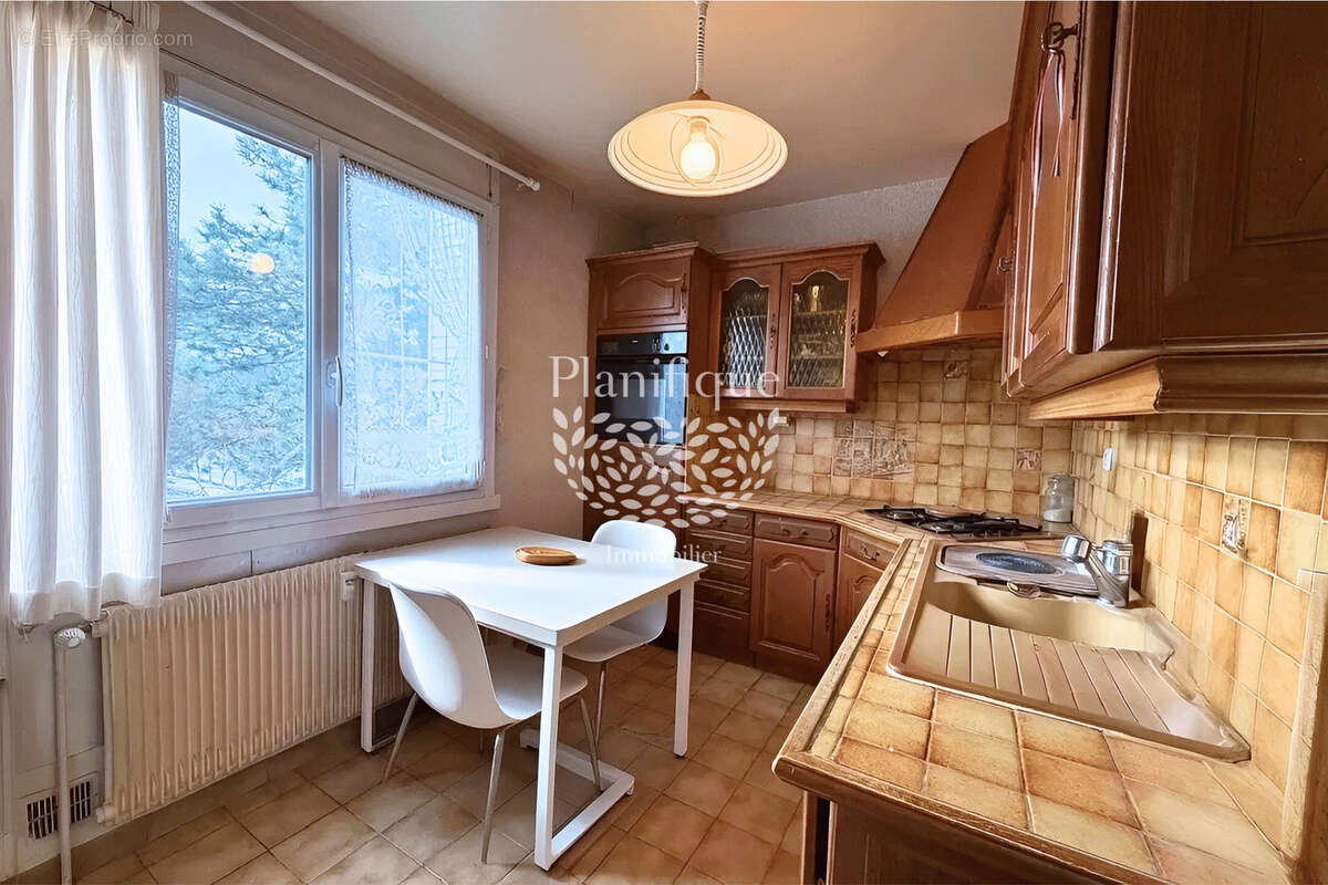 Appartement à AMBILLY