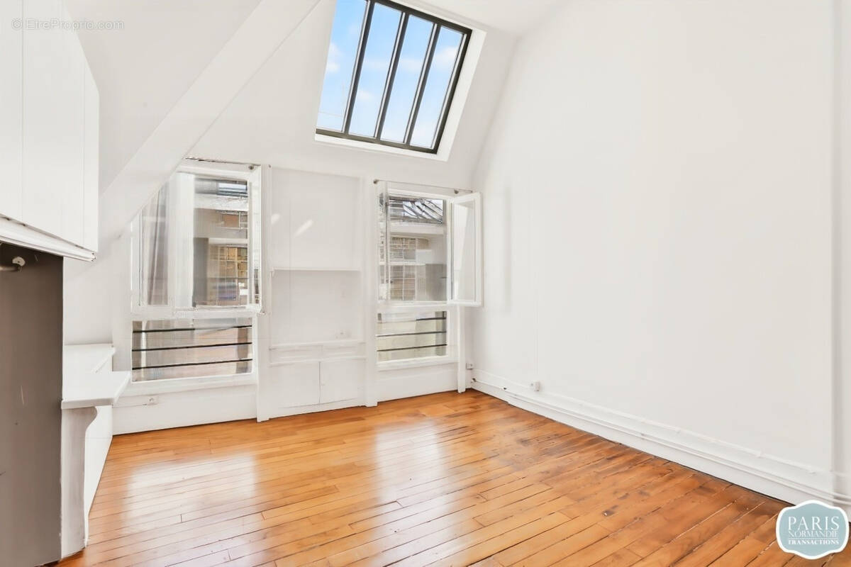 Appartement à PARIS-6E