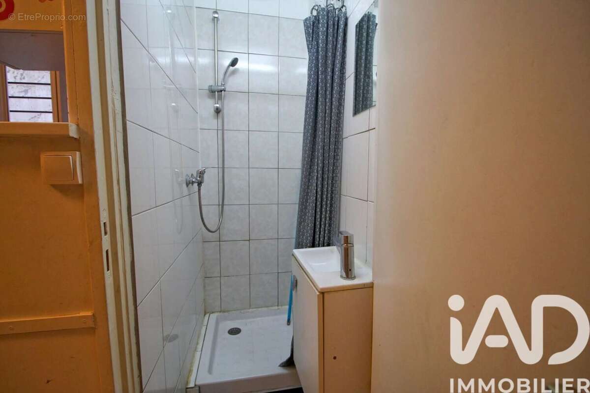 Photo 6 - Appartement à PARIS-17E