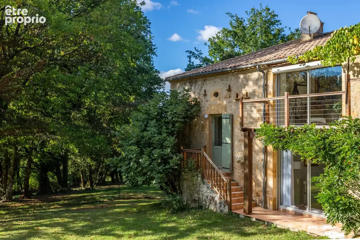 Maison de campagne avec piscine et terrain - photo 3
