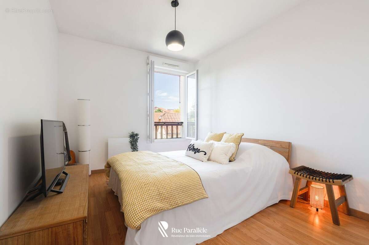 Maison à VILLY-LE-PELLOUX