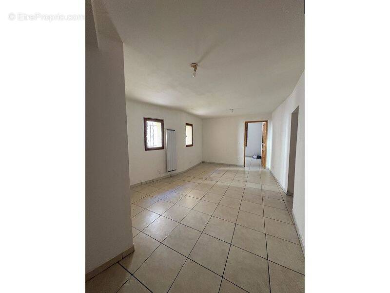 Appartement à BRIGNOLES