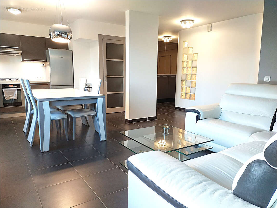 Appartement à SAINT-GRATIEN