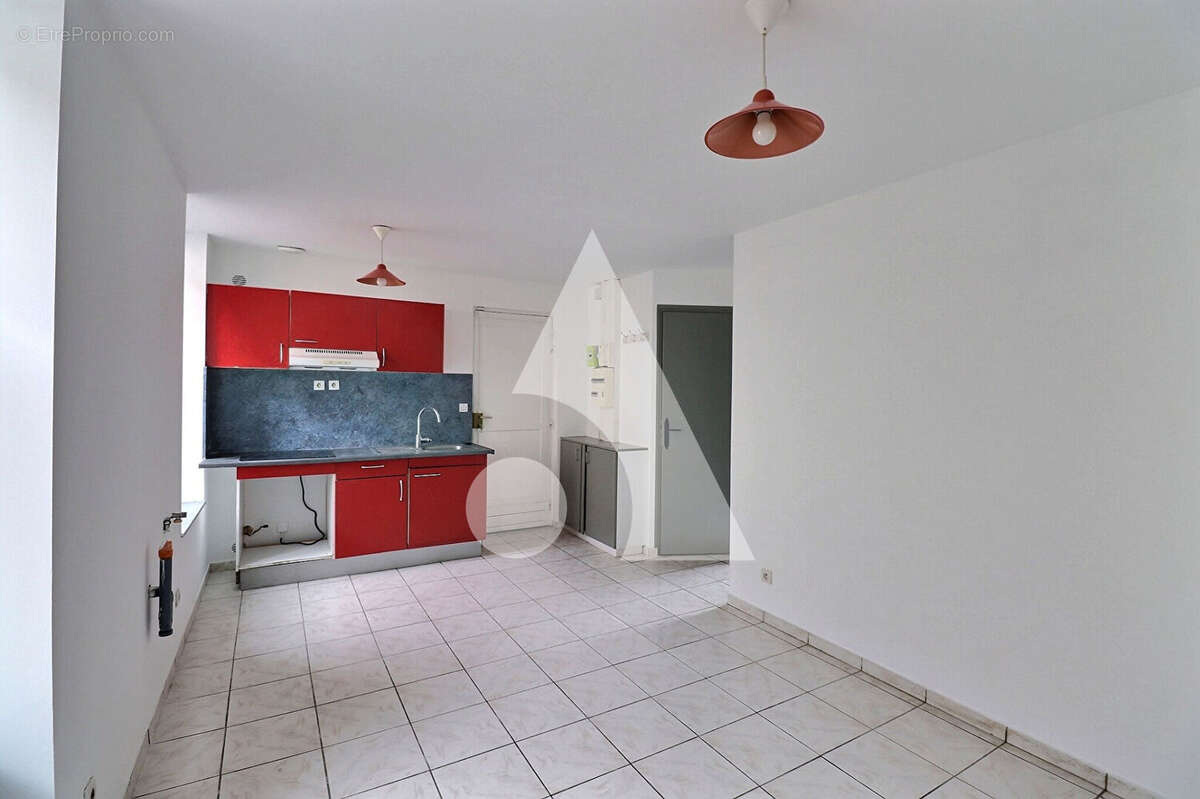 Immeuble de rapport en plein centre-ville ! - photo 8