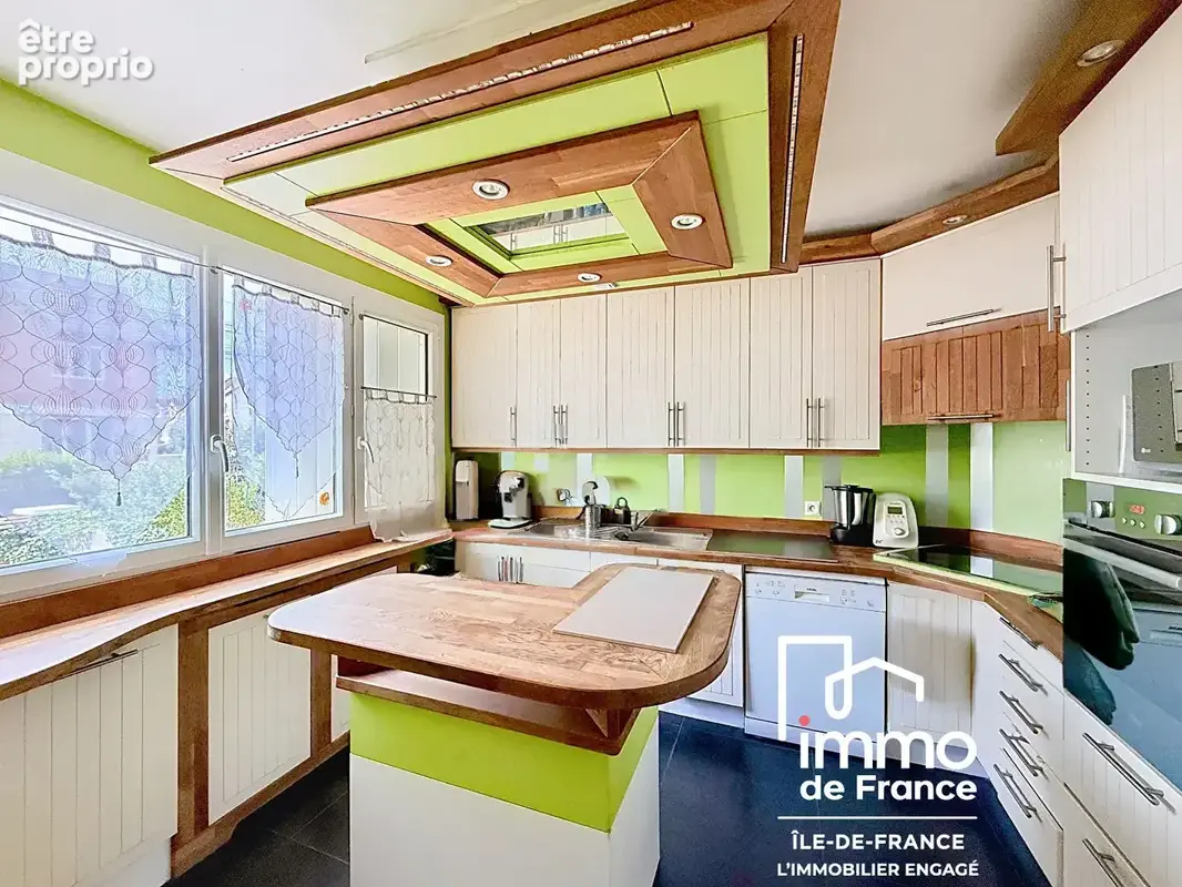 Maison familiale environ 208 m² GAGNY - photo 5