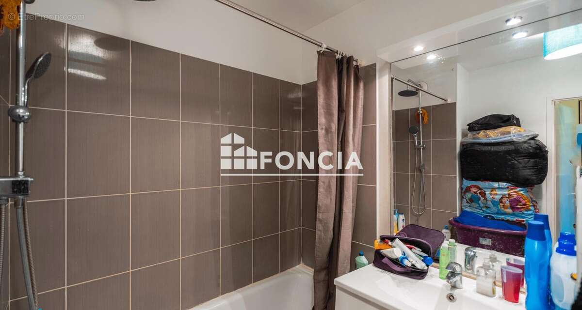 Appartement à SAINT-DENIS