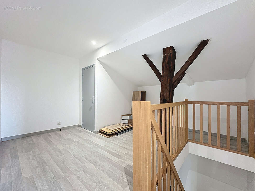 Appartement à REMONCOURT